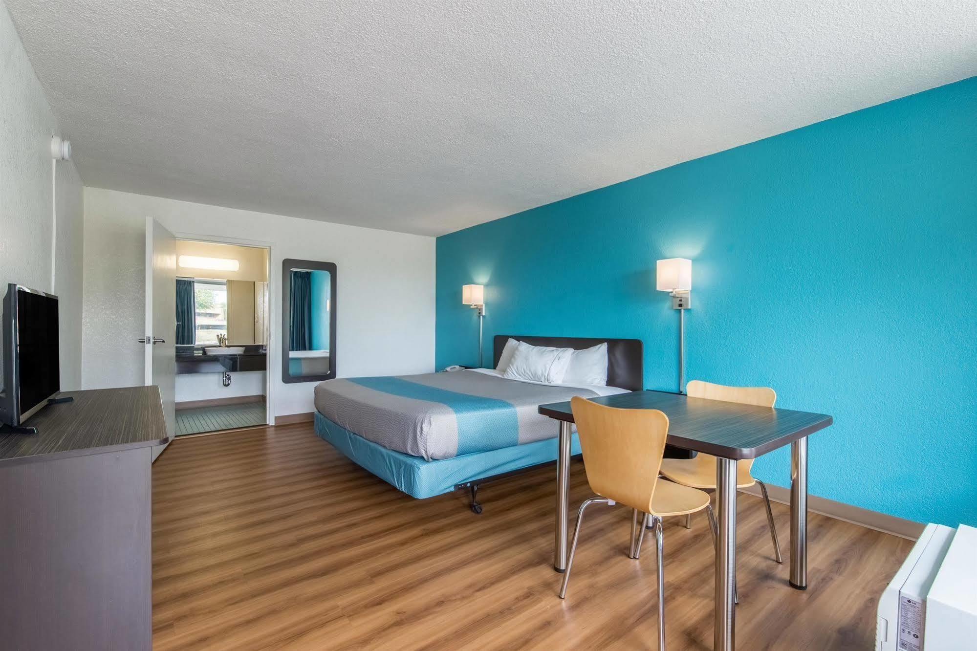 Motel 6-Pekin, IL Bagian luar foto